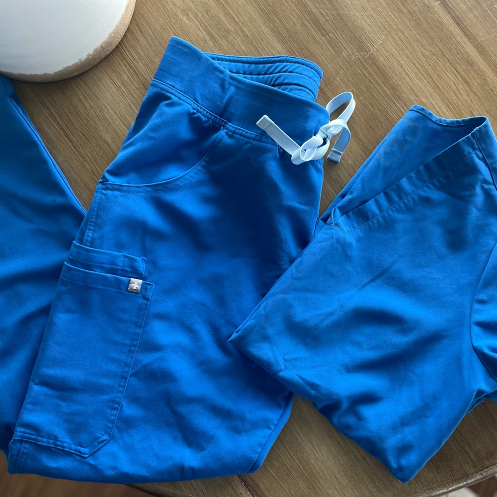 Figs Royal blue scrub set
